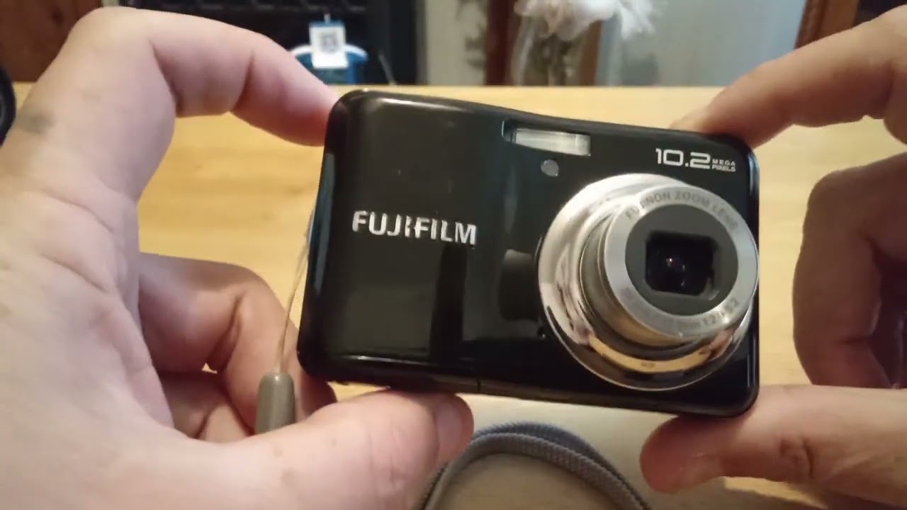 Fujifilm FinePix A180 10.2MP Compact Digital Camera Black