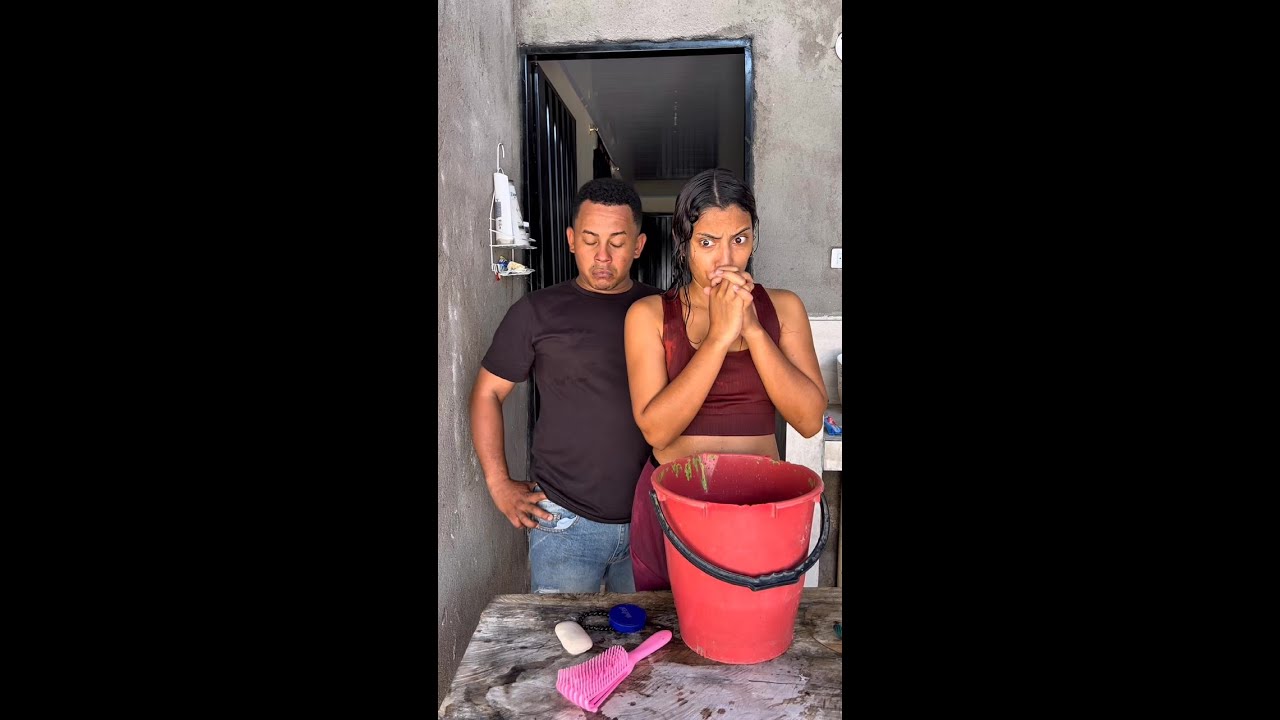 Cuándo mi mujer prepara el terreno para sembrar la yuca😱😱