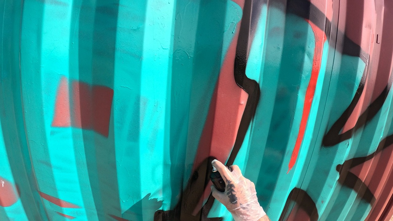 Fast Graffiti on a Shipping Container | Graffiti Mission