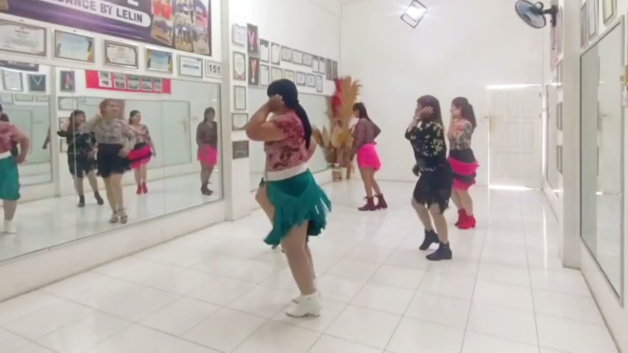 Ayang Kurindu Kamu Linedance|Choreo @veetrias  |Demo by Class Bawi Bestie LLD