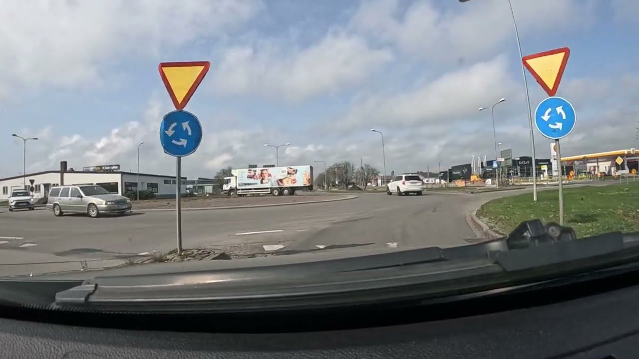 Driving Kalmar-Emmaboda