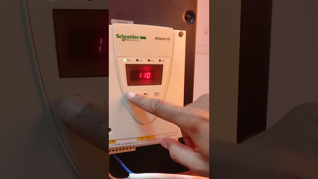 برمجة سوفت ستارتر Schneider ats22