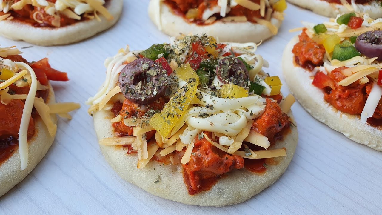Peri Peri Chicken Mini Pizza