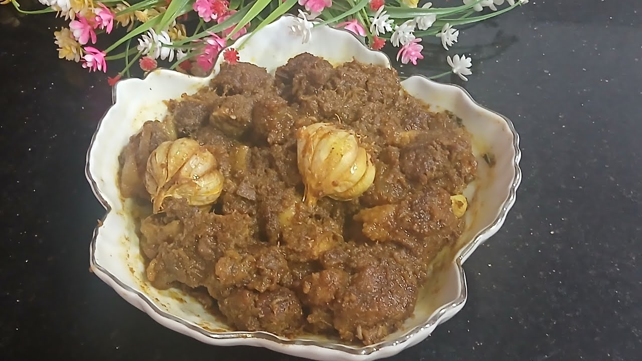 Easy Pressure Cooker Beef Gravy Recipe | Soft and Juicy Beef in Just 6 Whistles