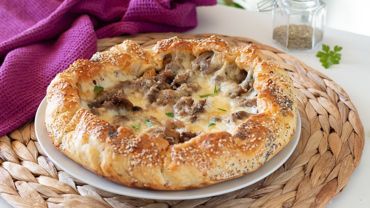 RUSTICO DI SFOGLIA CON FUNGHI E SALSICCIA salvacena