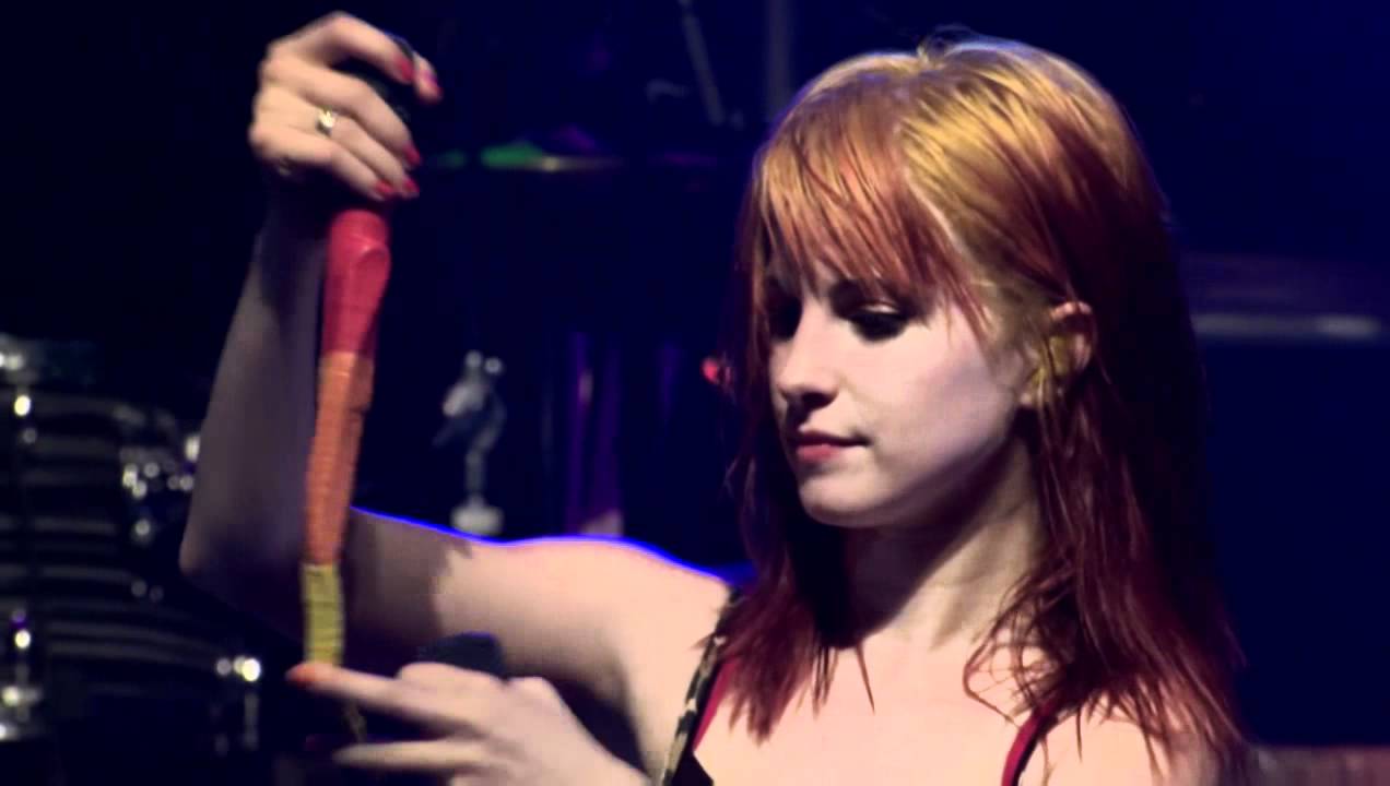 [HD] Paramore   Misery Business @ FBR 15th Anniversary NYC 090711.wmv