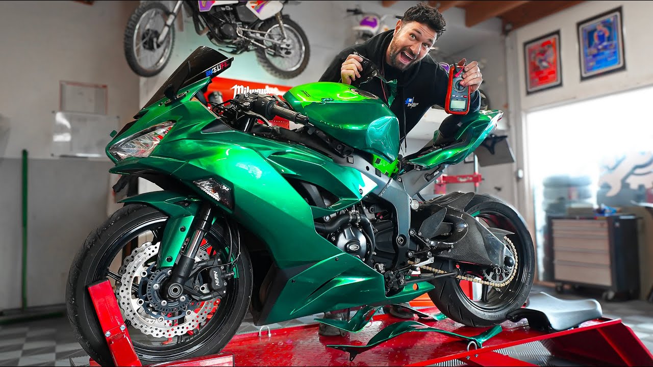 CETTE MOTO SPORTIVE ACHETÉE AUX ENCHÈRE NOUS RÉSERVE UNE SURPRISE ! KAWASAKI ZX6R