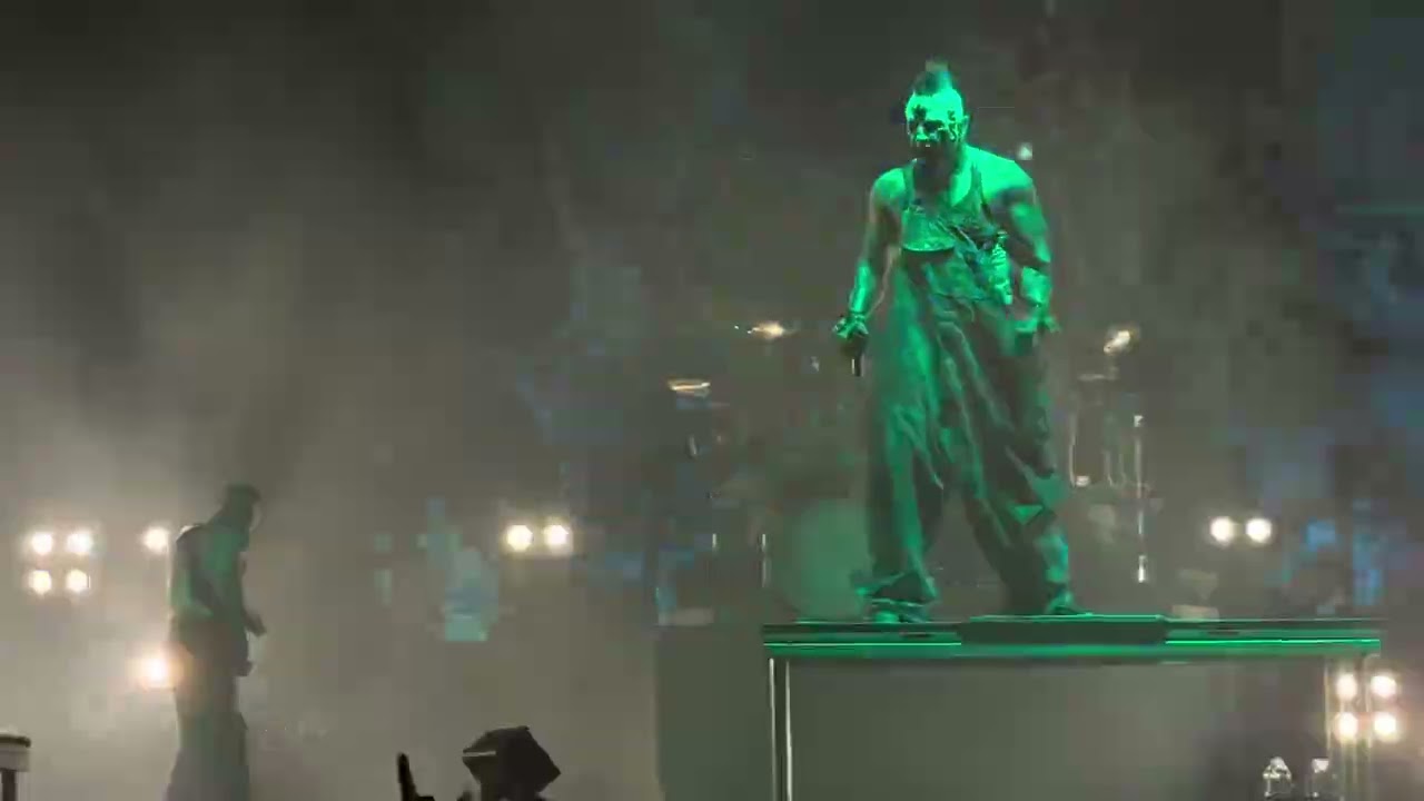Mudvayne - Death Blooms (Live in Chicago, IL @ Aragon Ballroom 9/14/25)