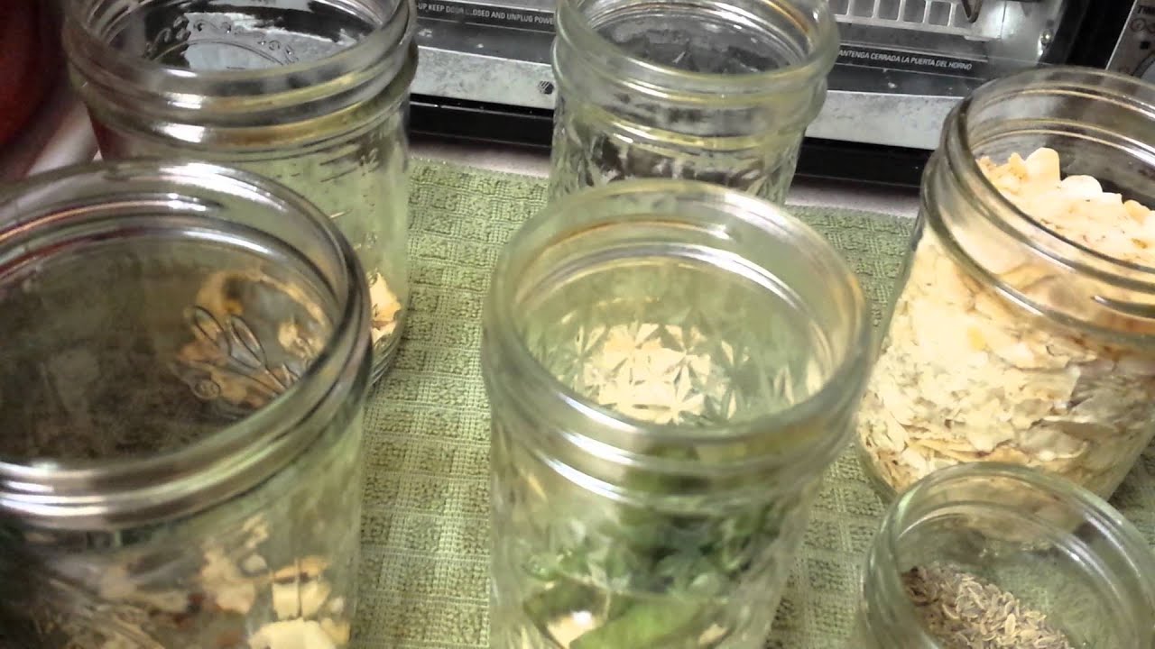Home canning: Dilly Beans (pickled green beans)