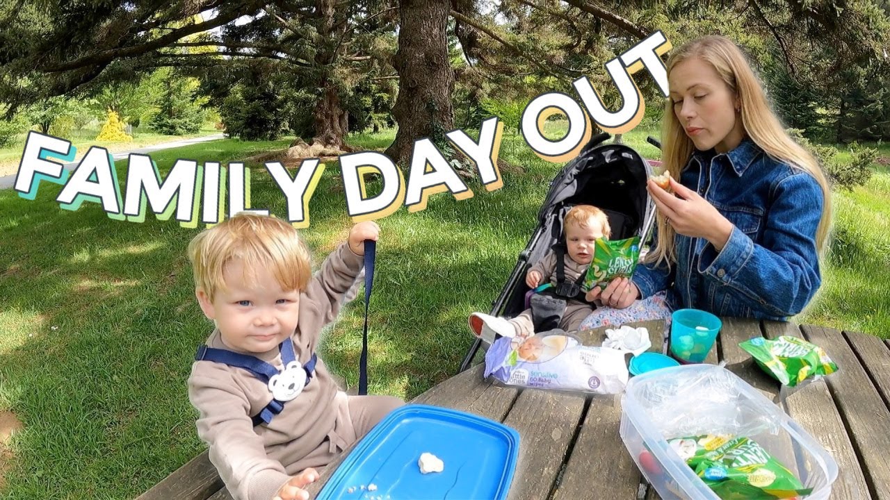 A PICNIC IN THE FOREST | BEDGEBURY FOREST VLOG  *Realistic Mum of 2 Vlog*