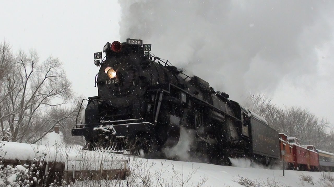 Pere Marquette 1225 North Pole Express 2016 in the Snow!
