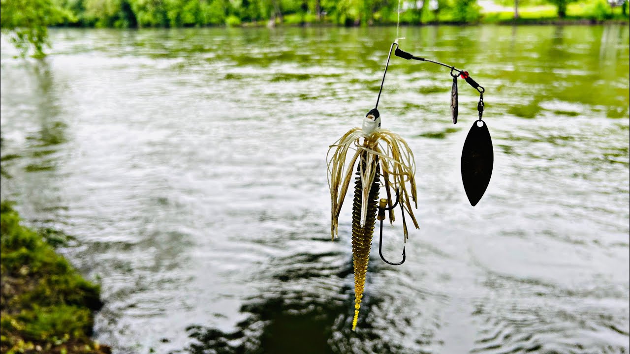 SPINNER BAIT FISHING FOR SMALLMOUTH!!! JUNIATA And SUSQUEHANNA RIVER BANK FISHING!