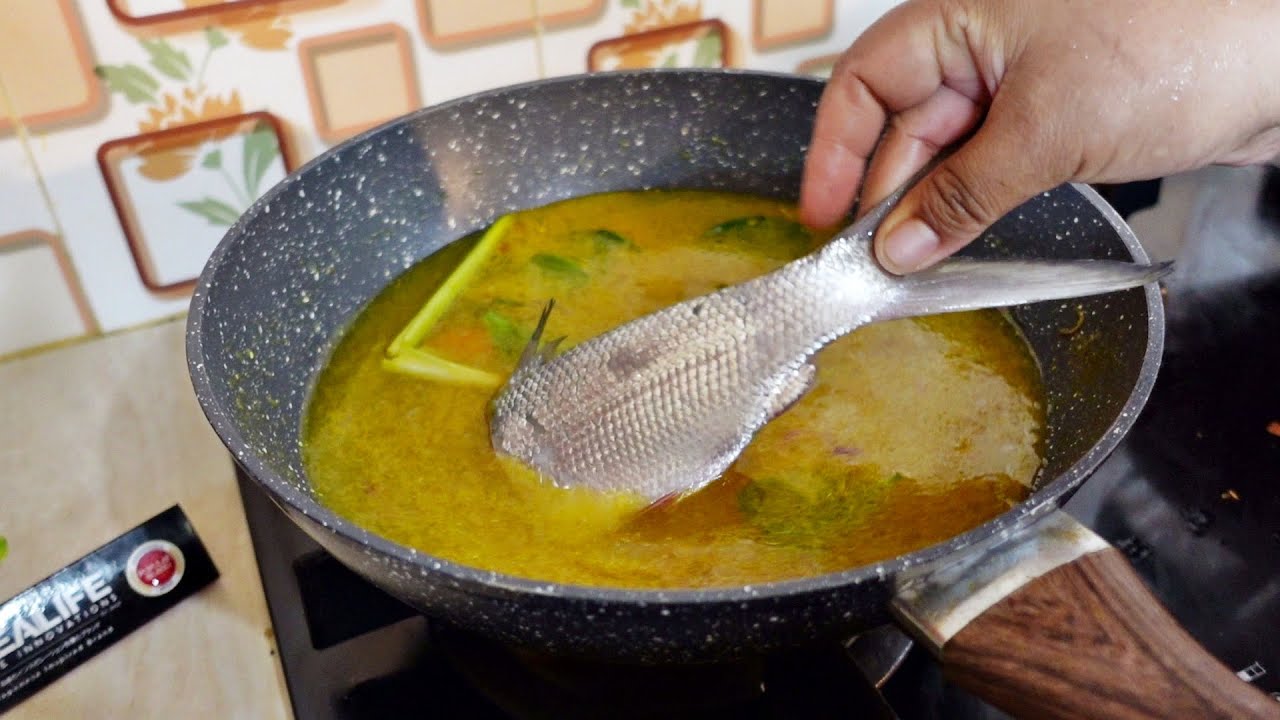 SEJAK GORENG IKAN SEPERTI INI, SUAMI TOBAT GAK BELI LAUK MAHAL DILUARAN
