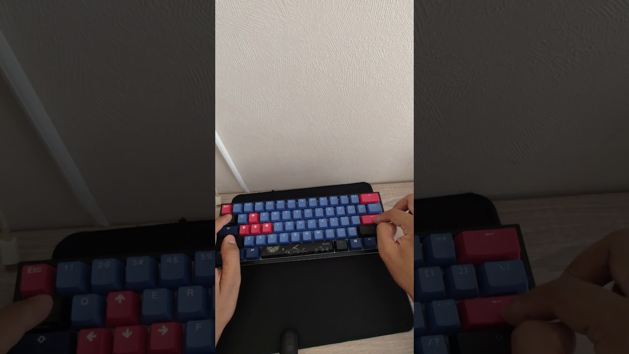 Ducky One 2 Mini 🔥 Close-Up Look | Cherry MX Red