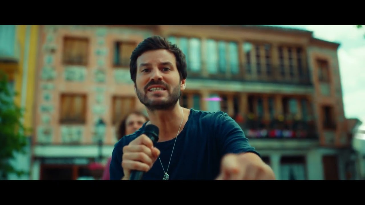 Taburete - Aviones Sin Fuel (Videoclip Oficial)