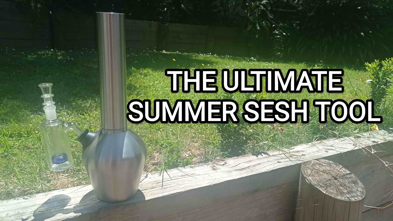 THE ULTIMATE SUMMER SESH TOOL | Chill Bong Review