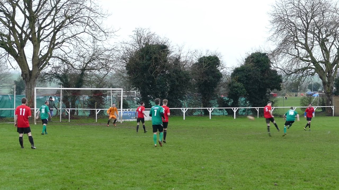 Highworth Town Sunday v AFC Cricklade Extended Highlights