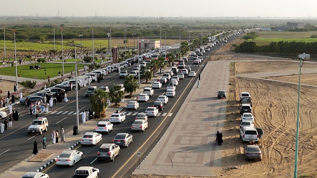 مسيرة احتفاء محافظة أحد المسارحة بيوم  التأسيس 2025