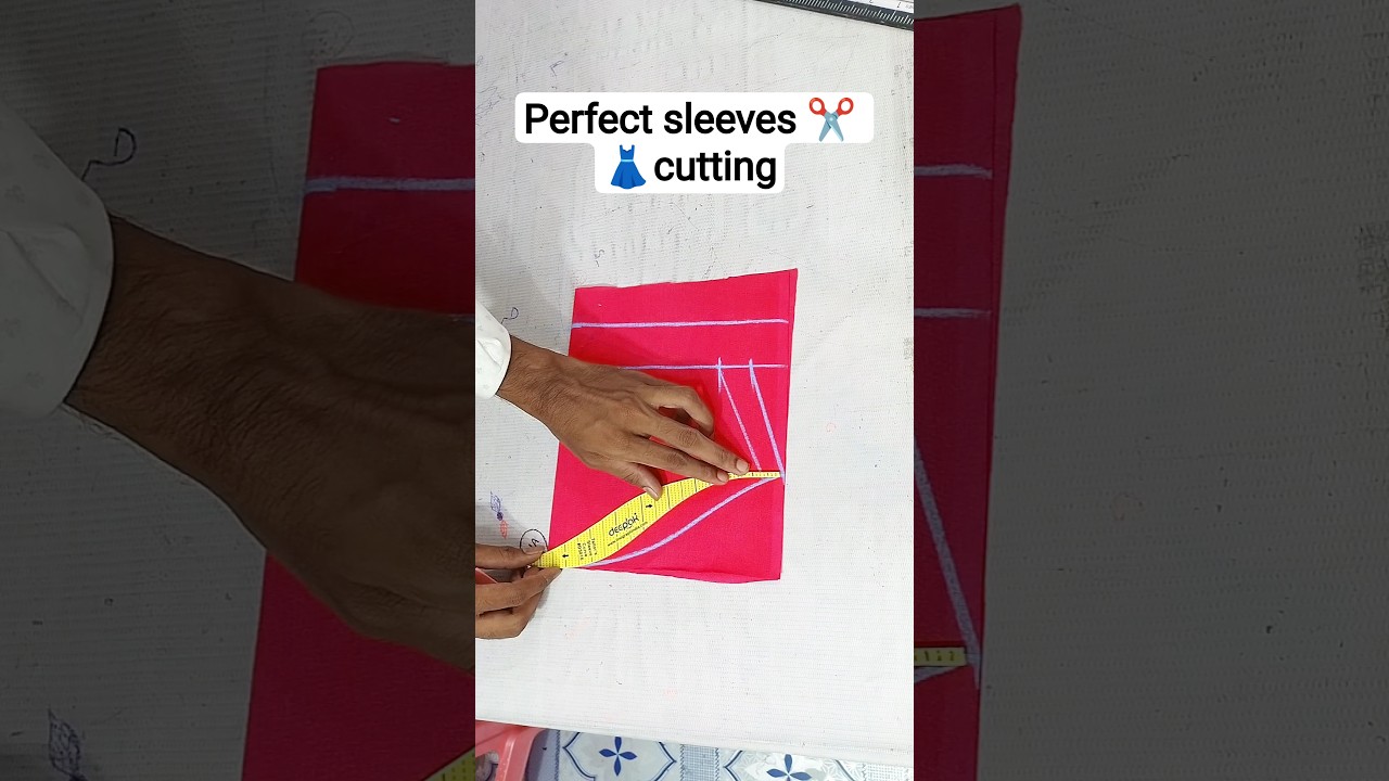 sleeves cutting scale perfect cutting ✂️#shortvideo #sewingtips #sleevscutting