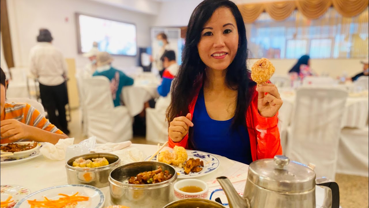 Khmer Family Eating Dim Sum At Grand Reopening New Fortune Restaurant After Pandemic 2021