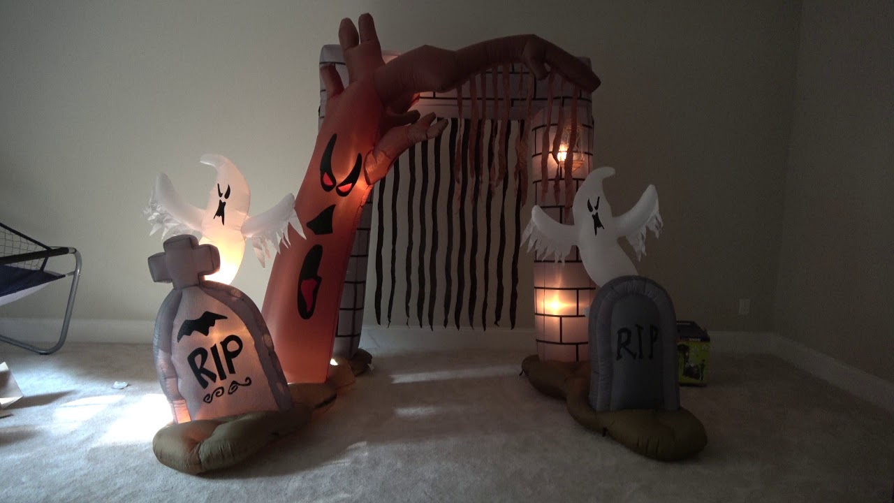 Gemmy Halloween Airblown Inflatable Light-Show Graveyard Archway With Sound Box RARE