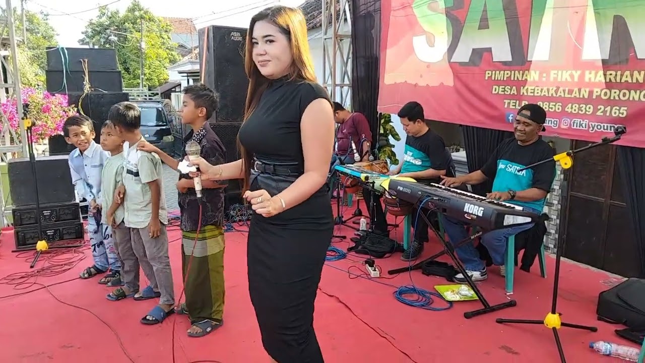 Citra cinta merah Jambu