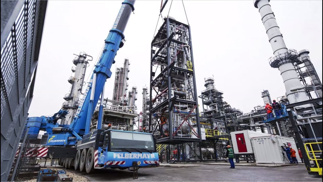Transport of the ReOil facility to the OMV Schwechat Refinery