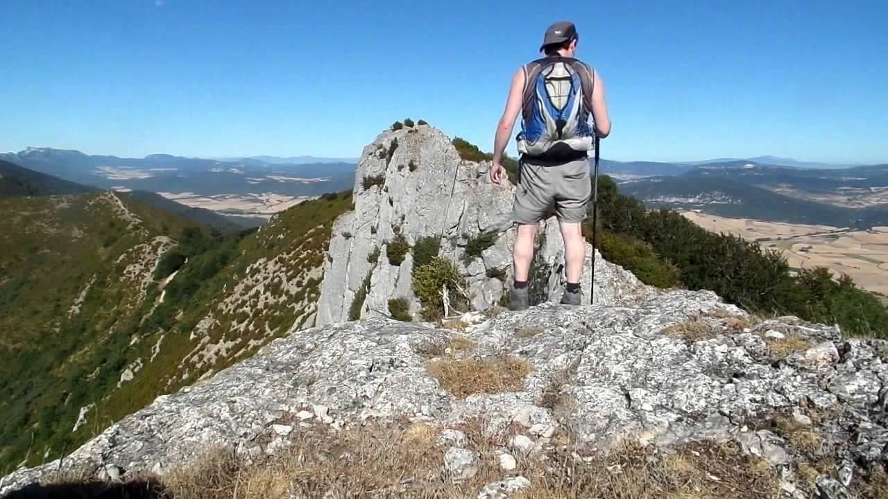 Costalera  1.233 m. Desde Santa Cruz  de  Campezo. SIERRA  DE  CODÉS.