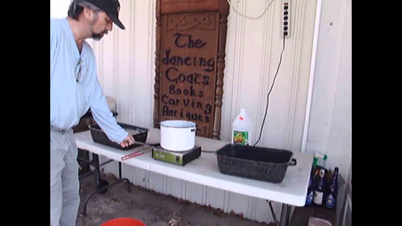 Broom Making Lesson 4 Dye the Reed