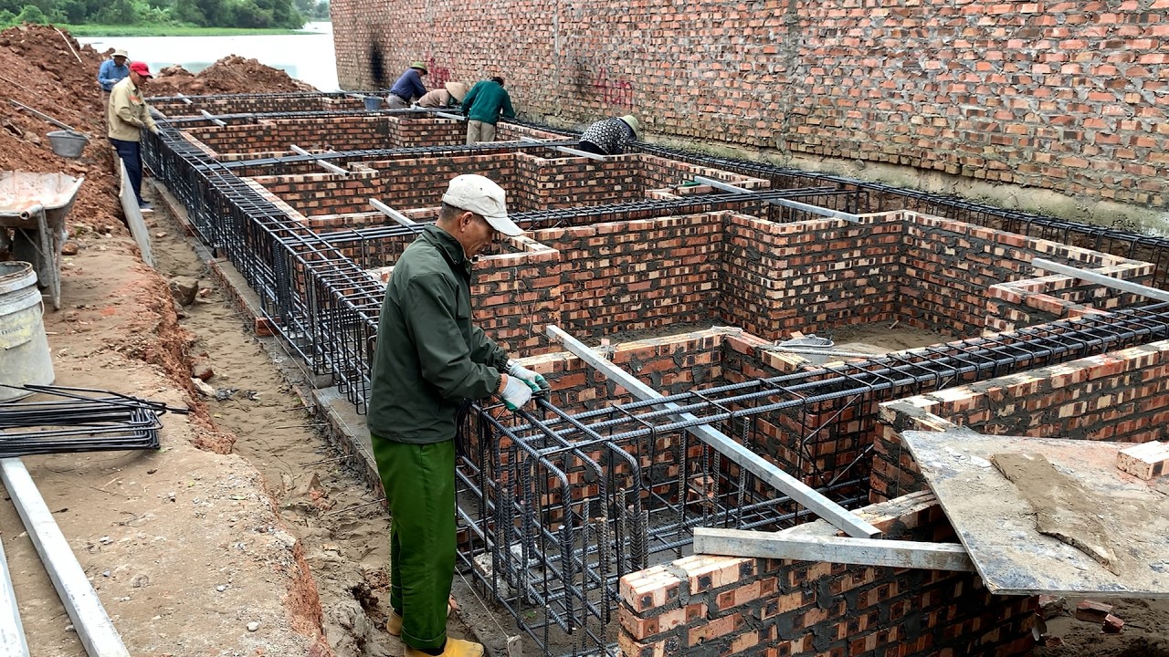 Building A House Foundation With Bricks And Reinforced Steel | Simple Yet Extremely Sturdy Method