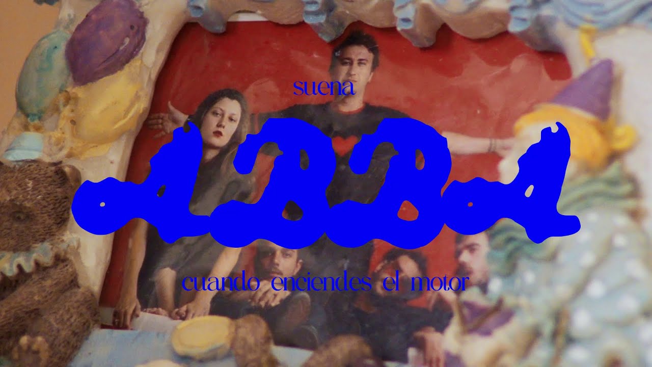 Niña Polaca - Suena ABBA cuando enciendes el motor