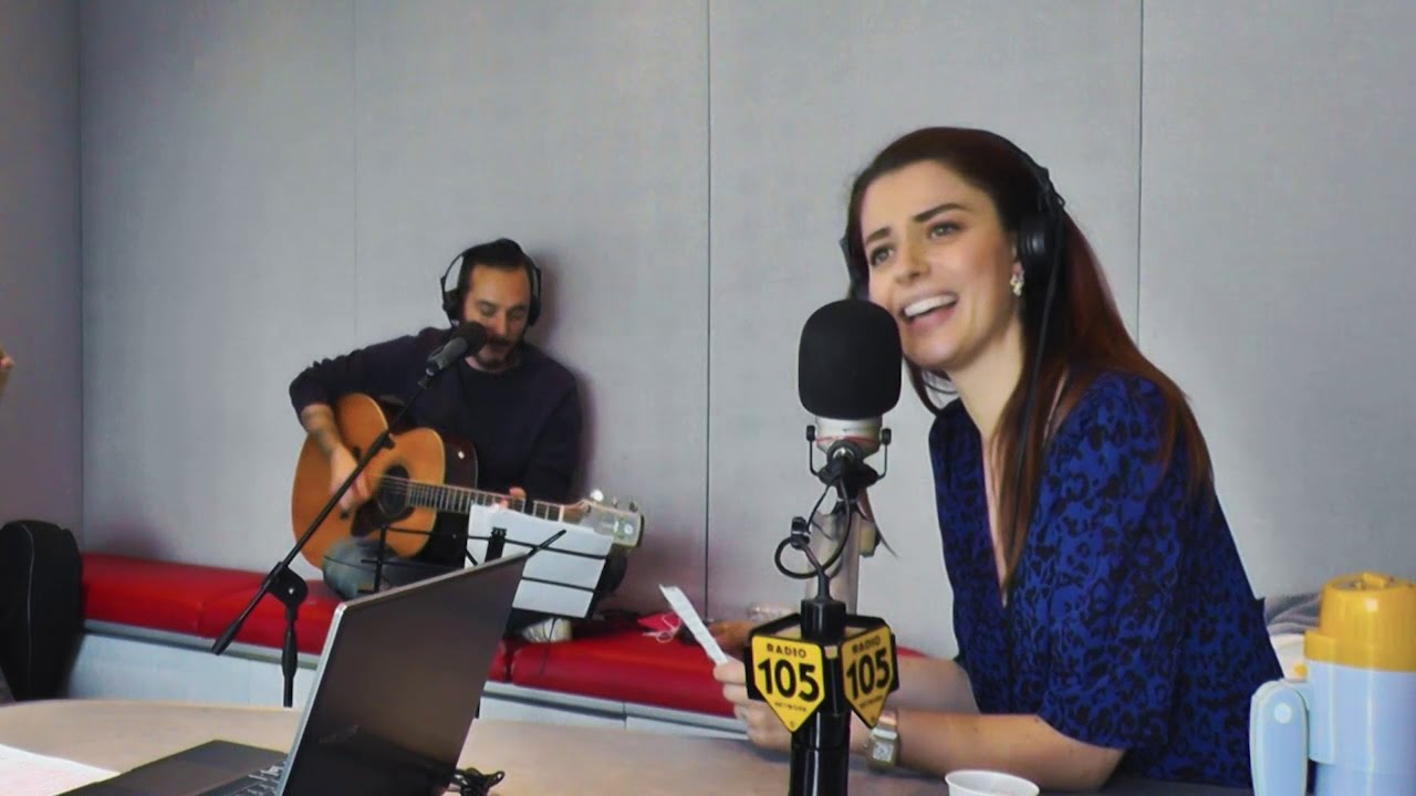 Annalisa canta 