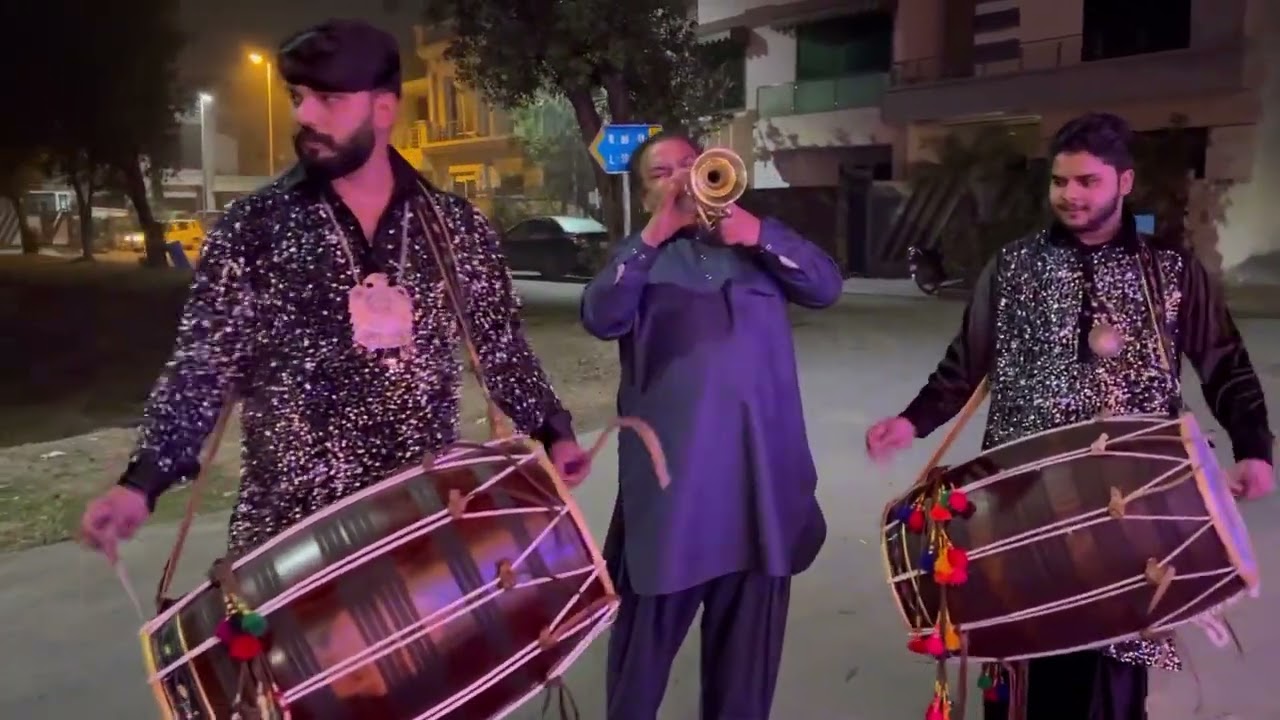 Song Mehndi ki Ye Raat Pakistani best Dhol player￼Ustad jaan ali khan Amir Dhol master Haider jaan