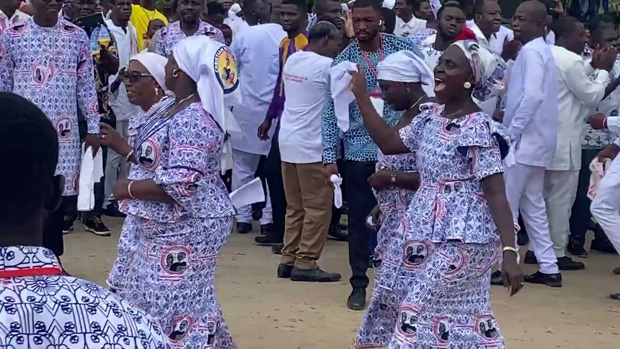 Taylor ne Nyankopɔn ɔne Christian Divine Church asor nu nam ampa 💥🔥