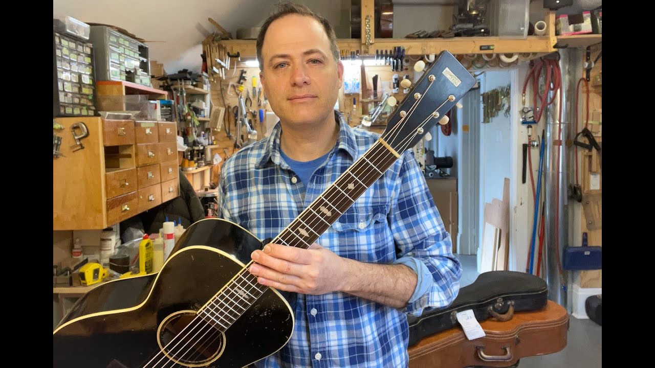 A Gibson-made 1930 Recording King Model 807 Nick Lucas Special