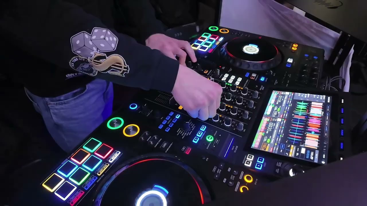 Homemade Studios Birthday Bash 05 - Flipz