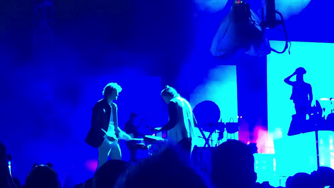 For King and Country - God Only Knows (LIVE)