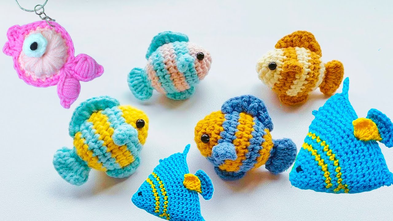 3 Crochet fish keychain pattern! absolute beginners crochet, Simple, Fast, Easy