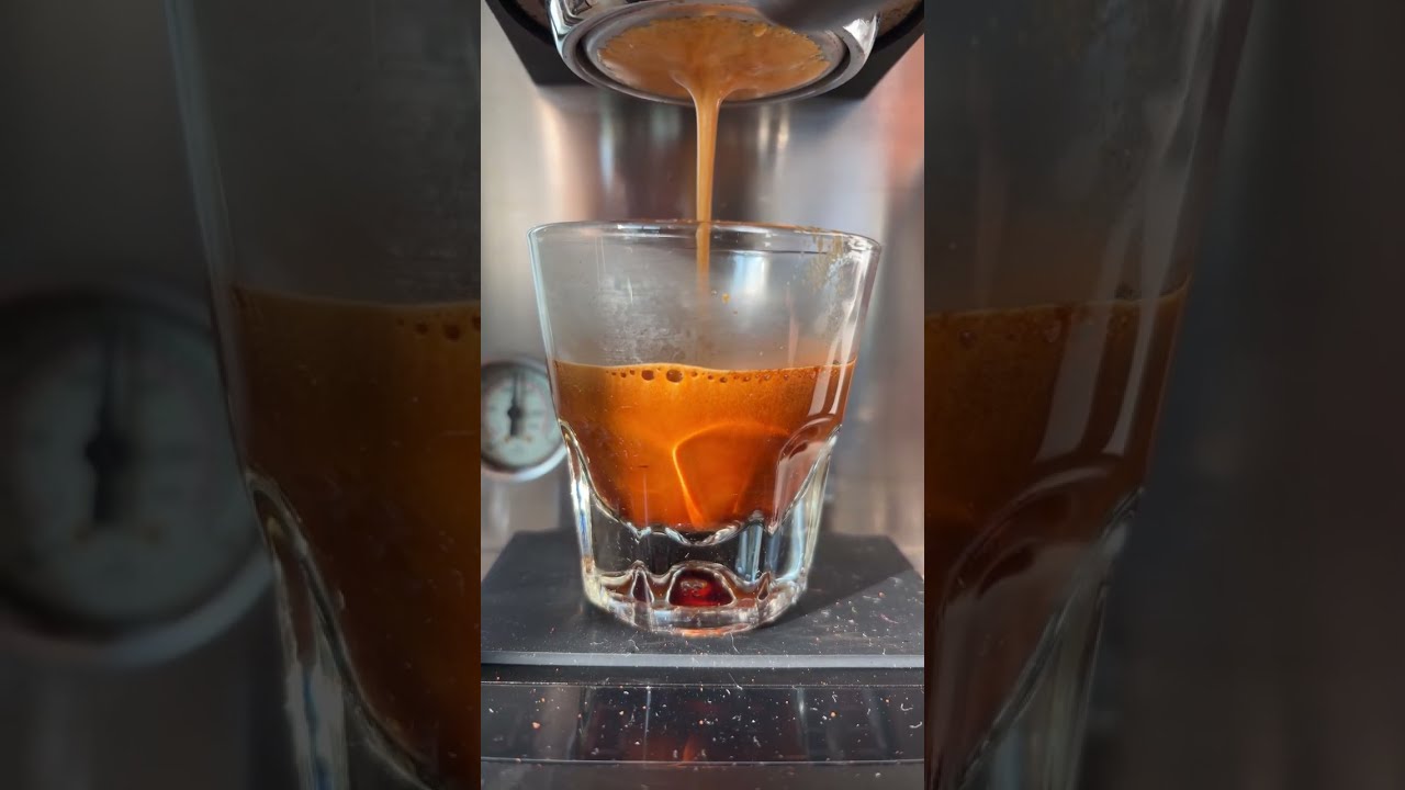 Neil is live making his morning Cortado ☕️❤️☕️