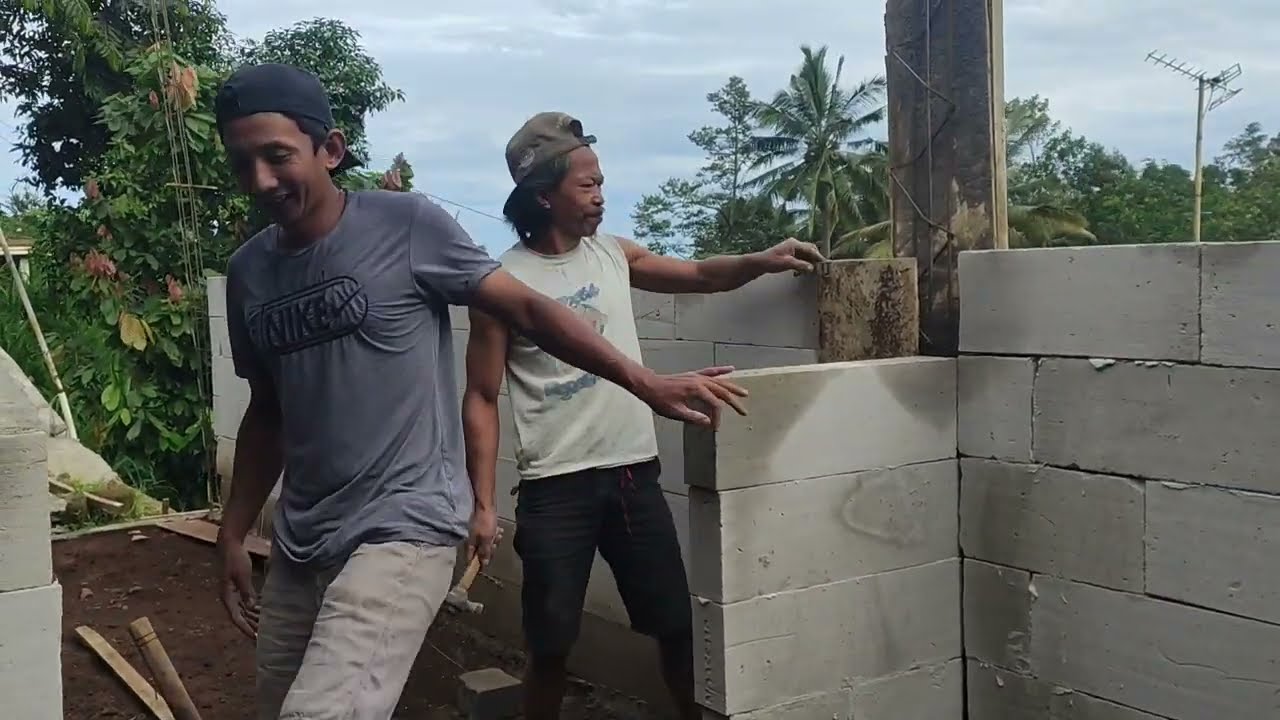Kesederhanaan warga desa bagun toko untuk usaha keluarga#hidupdidesa#kehidupandidesa 