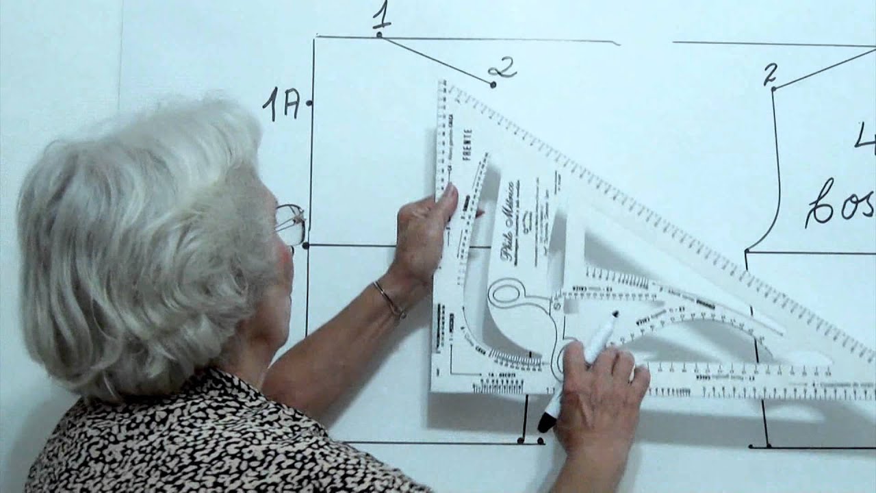 Aula de corte e costura 2 - Frente da Blusa - Philométrico - Modelagem industrial e sob medida