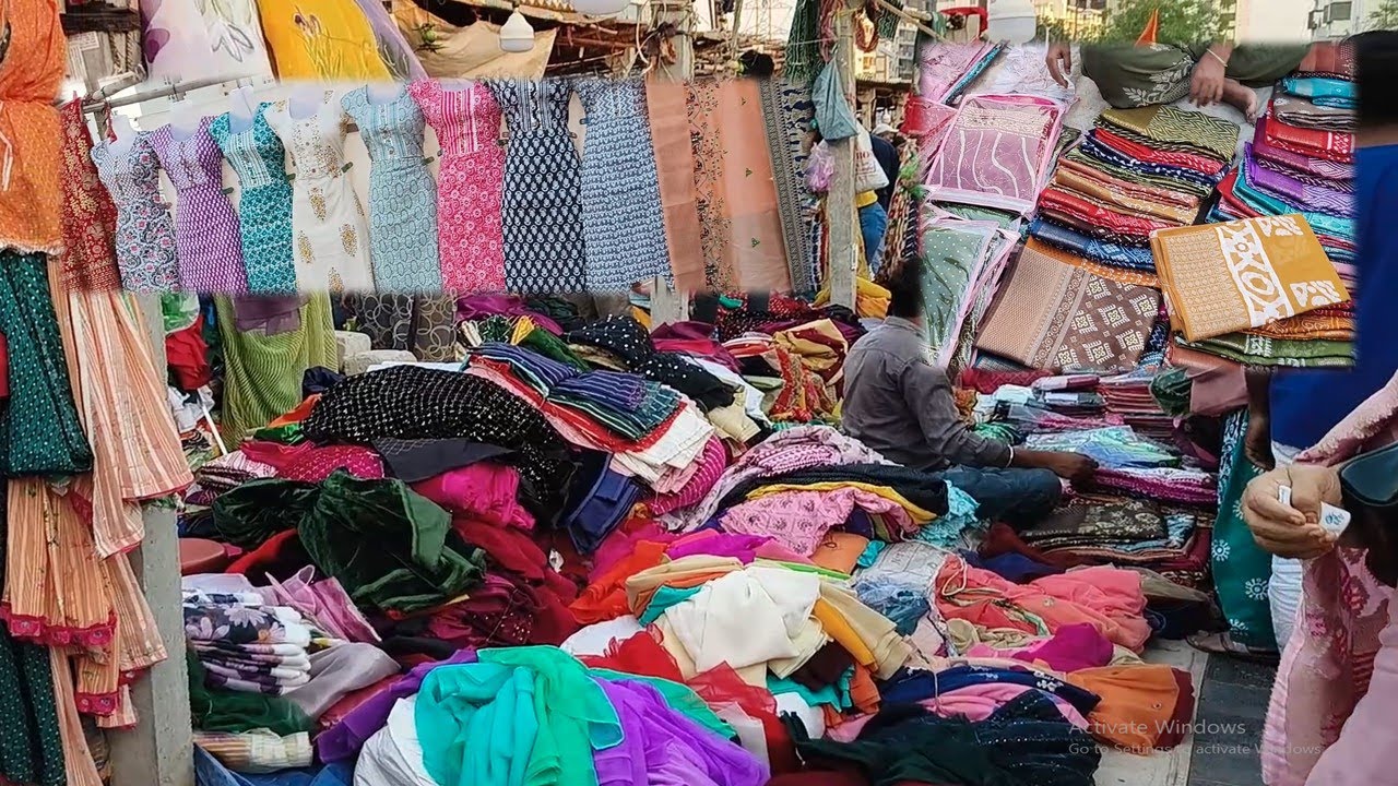 Navrang Kapad Bazar | Cheapest Local Market | Vadodara | Bhavana Thanki