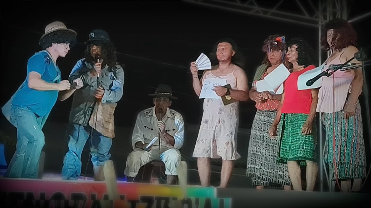 Grupo de Comedia Yul Peyab´ en la fiesta Tzisbaj 2022.