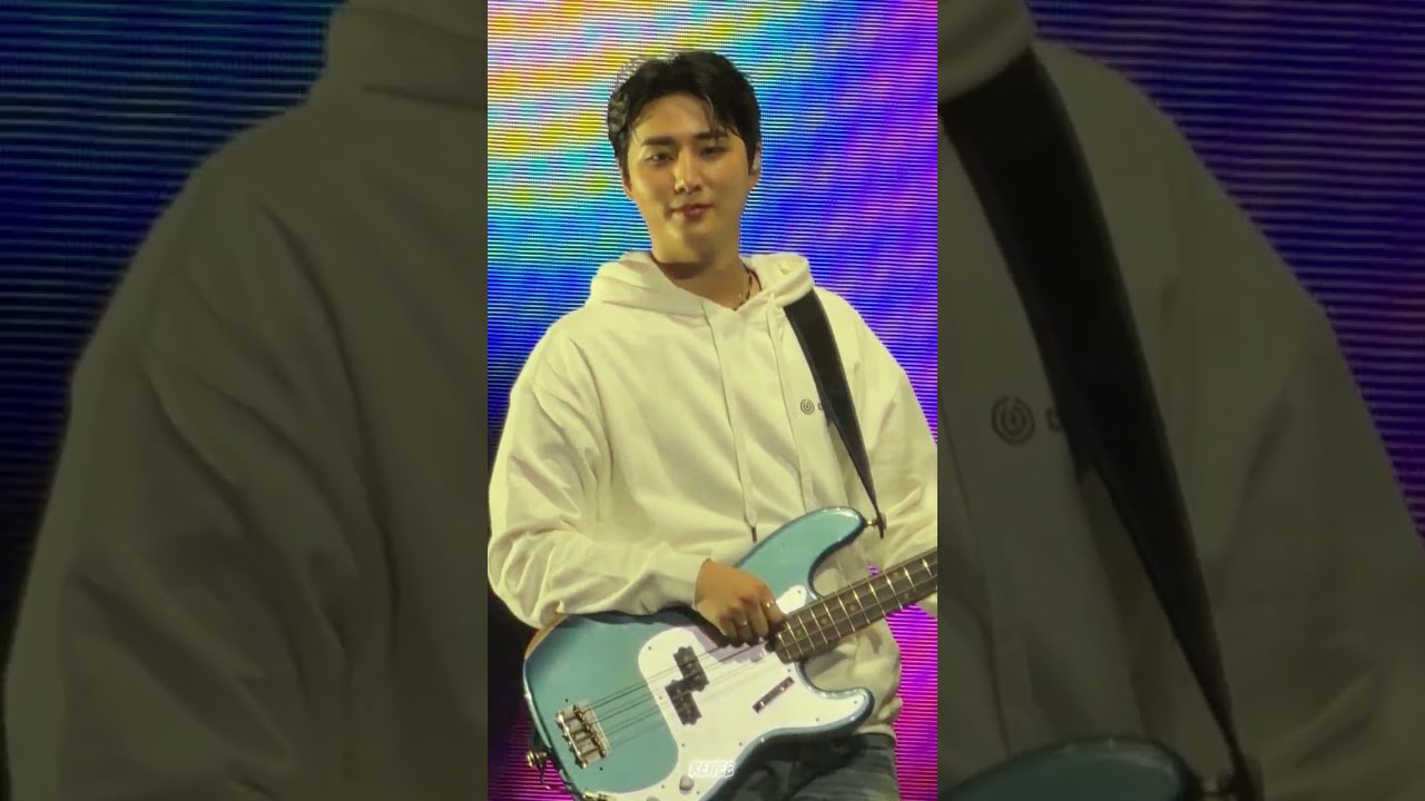 251018 호치민 DAY6 - Congratulations + 꿈의 버스 + Inside Out #YoungK(#영케이) FANCAM 세로직캠