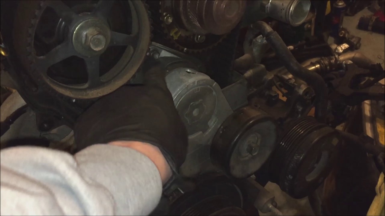 2jzge VVTi Vol1 Part7 (Serpentine Tensioner Removal)