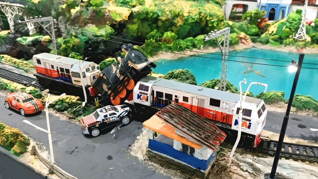 Kereta Api Oleng Menabrak Loko Militer Di Dekat Danau Diorama Sampai Terpental