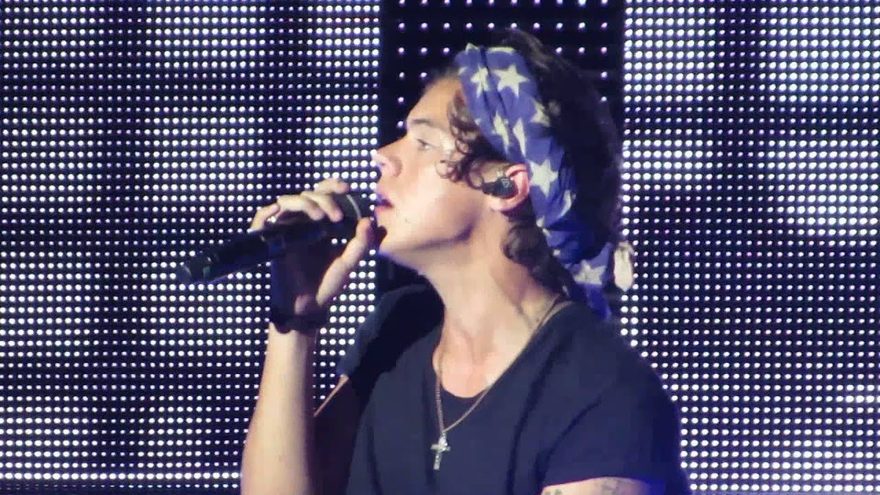 One Direction - Little Things - Aug 8th Staples Center, LA