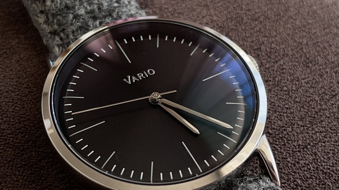 Quartz Watch with Sweeping Second Hand