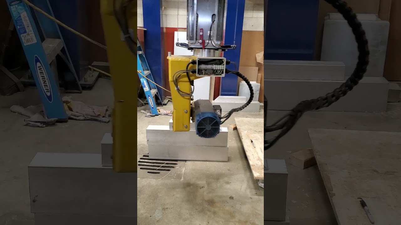Butty 5axis router Dynomotion Controlled with RTCP G01 active