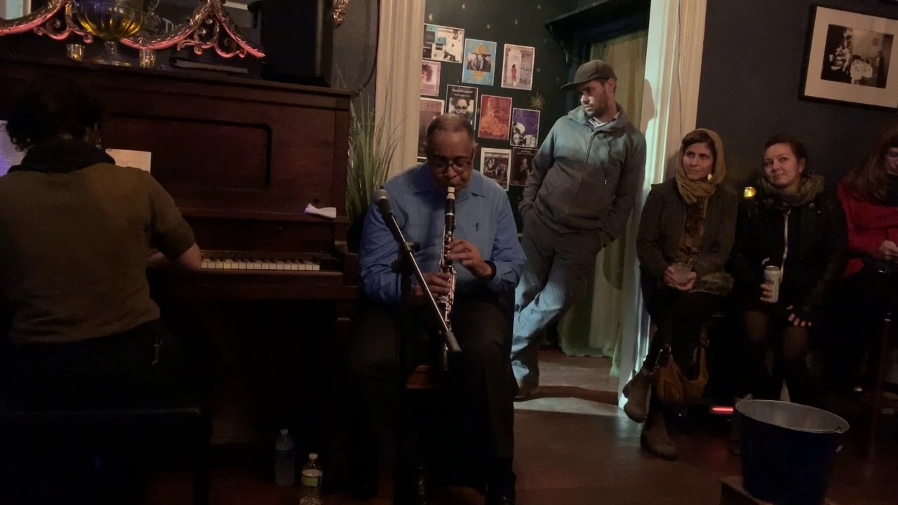 Shaye Cohn & Dr. Michael White - My Bucket’s Got a Hole In It